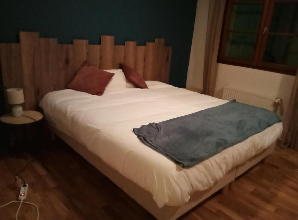 Gite - Auberge Du Midi Saint-Antoine  Екстериор снимка