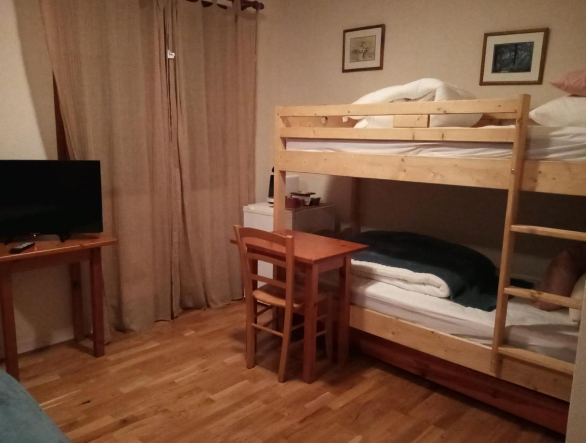 Gite - Auberge Du Midi Saint-Antoine  Екстериор снимка