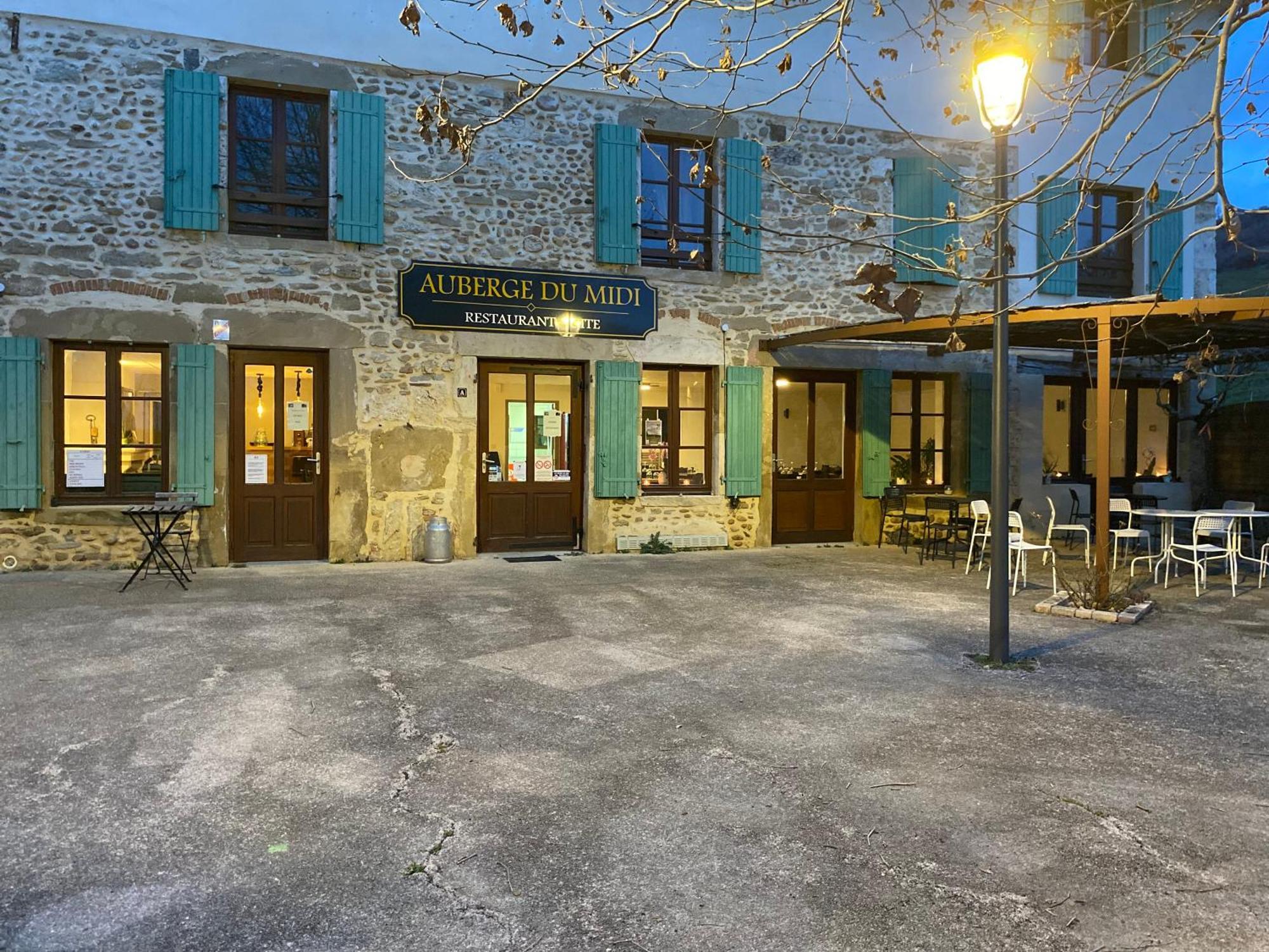 Gite - Auberge Du Midi Saint-Antoine  Екстериор снимка